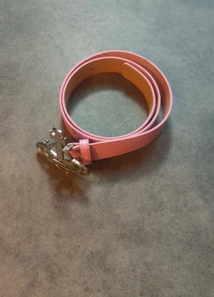 Ceinture Vivienne Westwood rose, marque: Vivienne Westwood, état: Très bon état, taille: 105 cm, 40,00 €, 42,70 € Protection acheteurs incluse