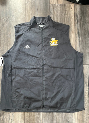 Adidas TRU WolfPack Athletics Puffer Vest, marque: adidas, état: Très bon état, taille: XXXL, 18,00 €, 19,60 € Protection acheteurs incluse