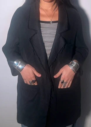 Veste blazer noire Bimba y Lola, marque: Bimba Y Lola, état: Très bon état, taille: M / 38 / 10, 15,00 €, 16,45 € Protection acheteurs incluse