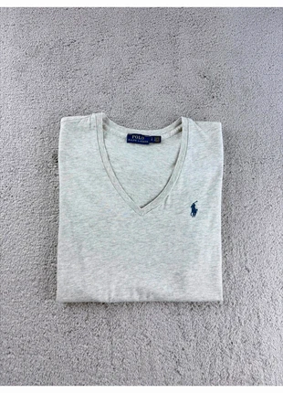 T-shirt Ralph Lauren col V gris coton brodé logo taille S, marque: Ralph Lauren, état: Très bon état, taille: S / 36 / 8, 18,00 €, 19,60 € Protection acheteurs incluse
