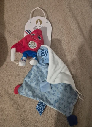 Doudou bébé Paris JO 2024 neuf, merk: Paris 2024, staat: Nieuw met prijskaartje, maat: Universeel, € 7,00, € 8,05 inclusief Kopersbescherming