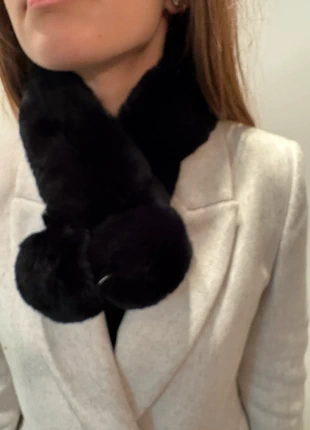 Col noir – Élégance intemporelle et confort absolu, marque: Luxe, état: Neuf sans étiquette, 20,00 €, 21,70 € Protection acheteurs incluse