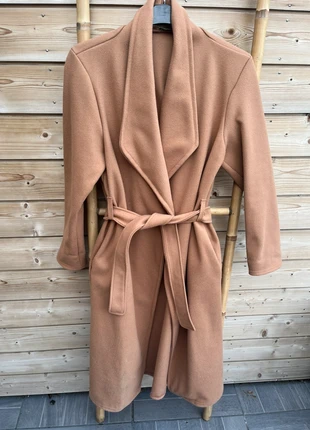 Manteau long camel ceinturé Bella Best T38 comme neuf, marke: Bella Best, zustand: Sehr gut, größe: M / 38 / 10, 15,00 €, 16,45 € inklusive Vinted-Käuferschutz