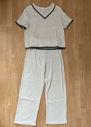 Tenue confortable/pyjama, marke: Kiabi, zustand: Sehr gut, größe: S / 36 / 8, 8,00 €, 9,10 € inklusive Vinted-Käuferschutz