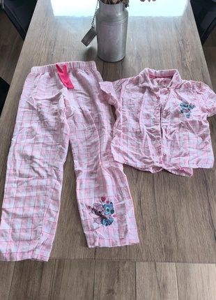 Pyjama stitch, marque: Stitch, état: Très bon état, taille: 8 ans / 128 cm, 2,00 €, 2,80 € Protection acheteurs incluse