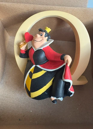 Alphabet Disney - la reine de cœur d’Alice aux pays des Merveilles - le Q, brand: Disney, condizioni: Ottime, taglia: Taglia unica, €12.00, €13.30 include la Protezione acquisti