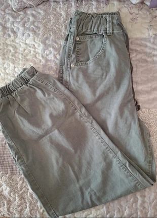 Jogger gris, marca: Bershka, estado: Muito bom, tamanho: XS / 34 / 6, €10.00, €11.20 inclui Proteção do Comprador