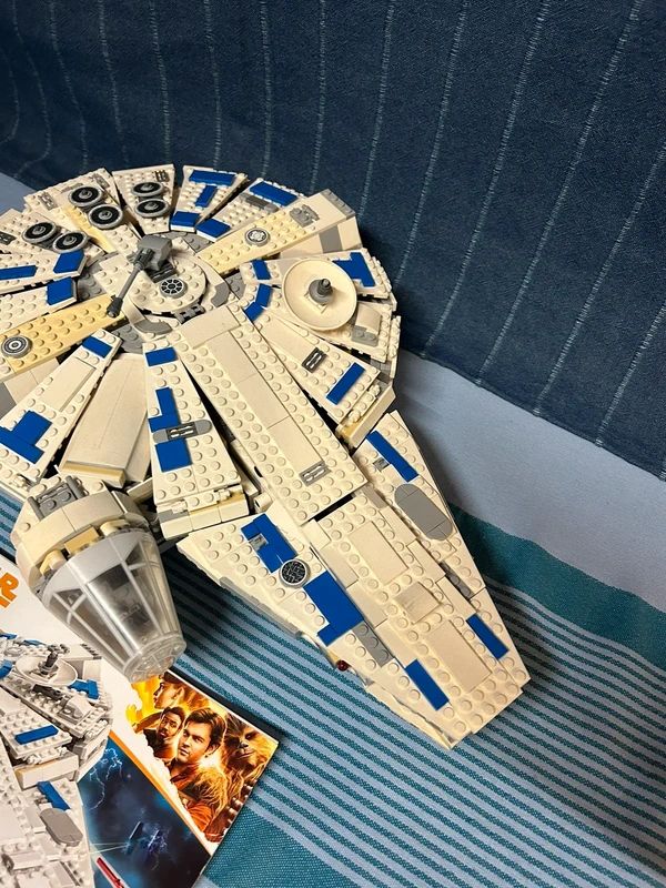 Lego 75212 Star Wars Faucon Millenium Sans figurine - photo numéro 3