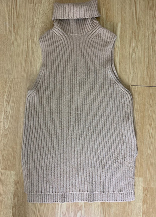Pull long sans manches beige, marque: H&M, état: Neuf sans étiquette, taille: M / 38 / 10, 8,00 €, 9,10 € Protection acheteurs incluse