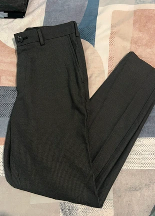 Pantalone chino slim grigio uomo • Tg 46 IT / 40 FR / L32 slim fit, marque: Celio, état: Neuf sans étiquette, taille: M, 8,00 €, 9,10 € Protection acheteurs incluse