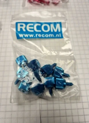 Recom Thumb Screws 10 stuks blue anodized, merk: RE.COM, staat: Nieuw zonder prijskaartje, € 1,95, € 2,75 inclusief Kopersbescherming Pro