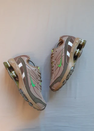 Nike Shox x Supreme – Vert/Marron – Pointure 44 🔥 Série Limitée 🔥, marque: Nike x Supreme, état: Neuf avec étiquette, taille: 44, 95,00 €, 100,45 € Protection acheteurs incluse