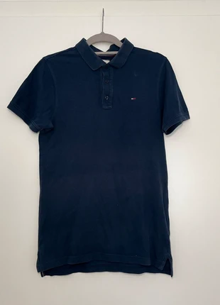 dunkelblaues Tommy Hilfiger Denim Poloshirt Größe S, marke: Tommy Hilfiger, zustand: Sehr gut, größe: S, 22,00 €, 23,30 € inklusive Vinted-Käuferschutz