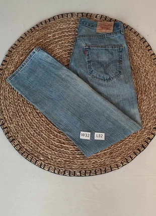 Jean Levi’s 501, brand: Levi's, condizioni: Ottime, taglia: XL / IT 46 / EU 42, €18.00, €19.60 include la Protezione acquisti