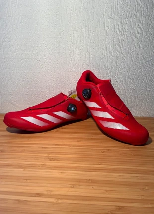 Adidas Tempo 3-stripes BOA 42 2/3, brand: adidas, condizioni: Nuovo con cartellino, taglia: 42,5, €140.00, €147.70 include la Protezione acquisti