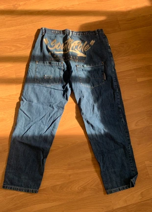 Pantalones Baggie Southpole, brand: Southpole, condizioni: Ottime, taglia: L, €40.00, €42.70 include la Protezione acquisti