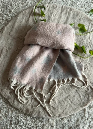 Écharpe double face étoilée rose et grise, marque: H&M, état: Très bon état, 8,00 €, 9,10 € Protection acheteurs incluse