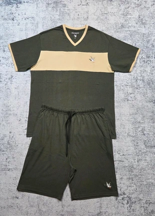 🦆 Ensemble Chevignon Vintage Kaki Beige XXL T-Shirt + Short, merk: Chevignon, staat: Heel goed, maat: XXL, € 39,99, € 42,69 inclusief Kopersbescherming Pro