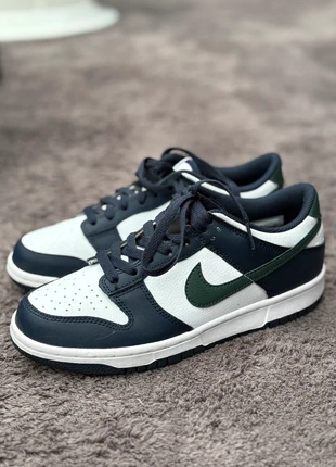 Nike dunks 38.5 navy, marque: Nike, état: Très bon état, taille: 38.5, 25,00 €, 26,95 € Protection acheteurs incluse