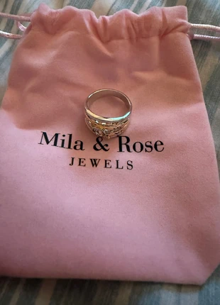 Silver and gold coloured ring, brand: Mila and Rose, condition: New without tags, size: Adjustable, £15.00, £16.45 includes Buyer Protection