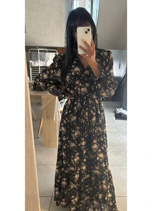 Robe longue fleurie, brand: Inconnu, condizioni: Ottime, taglia: Taglia unica, €8.00, €9.10 include la Protezione acquisti