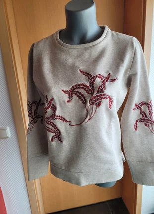 Sweatshirt second female, brand: Femme Fatale, condizioni: Buone, taglia: S / IT 40 / EU 36, €15.00, €16.45 include la Protezione acquisti