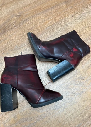 Zara red burgundy ankle boots with block heels, marque: Zara, état: Bon état, taille: 36, 2,00 €, 2,80 € Protection acheteurs incluse