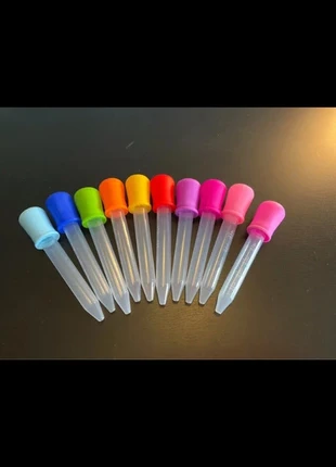 10 grandes pipettes colorées pour enfants, merk: Site, staat: Heel goed, maat: 3 jaar / 98 cm, € 8,00, € 9,10 inclusief Kopersbescherming