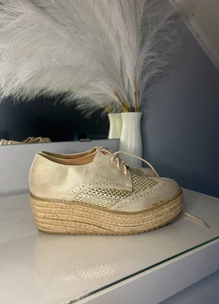 chaussure compensé, marque: Nia nia, état: Très bon état, taille: 40, 5,00 €, 5,95 € Protection acheteurs incluse