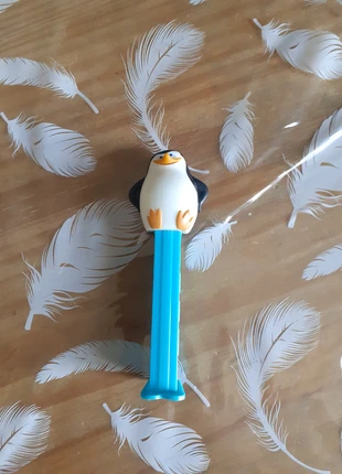 Distributeur bonbons Pez pingouin Madagascar, marke: Pez, zustand: Sehr gut, größe: 5 Jahre / 110, 1,50 €, 2,28 € inklusive Vinted-Käuferschutz