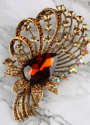 Broche, merk: geen merk, staat: Nieuw zonder prijskaartje, € 9,95, € 11,15 inclusief Kopersbescherming Pro