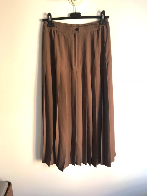 Jupe plissée marron taille 34 Signée Incognito - photo numéro 4