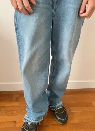 Jean bleu H&m effet flare - Taille FR38, marke: H&M, zustand: Sehr gut, größe: W29 | DE 44, 11,00 €, 12,25 € inklusive Vinted-Käuferschutz