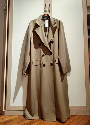 Trench leggero color cammello, état: Neuf avec étiquette, taille: M / 38 / 10, 10,00 €, 11,20 € Protection acheteurs incluse