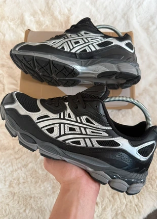 Baskets asics gel-nyc Black / Graphite Grey, état: Neuf sans étiquette, taille: 43, 90,00 €, 95,20 € Protection acheteurs incluse