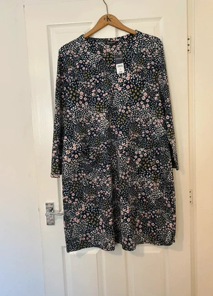 Bonmarché Ditsy Floral Long-Sleeved Dress - Size 20, brand: Bonmarché, condition: New with tags, size: 4XL / UK 32-34, £7.00, £8.05 includes Buyer Protection