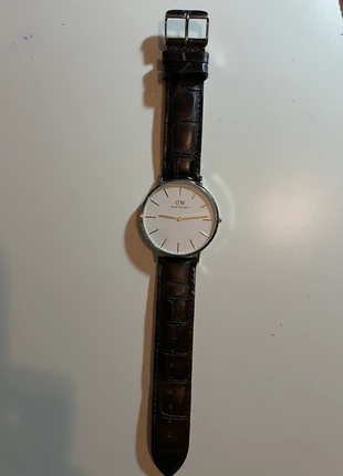 Orologio Daniel Wellington Classic Sheffield, marke: Daniel Wellington, zustand: Neu, größe: 30–38 mm, 50,00 €, 53,20 € inklusive Vinted-Käuferschutz