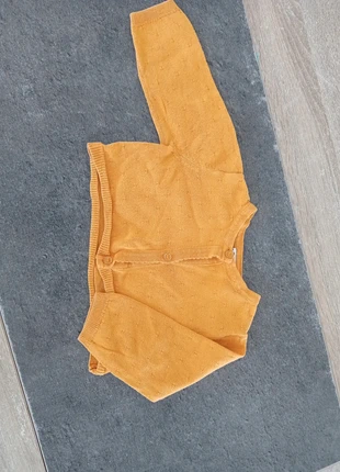 Gilet court pour fille 12 mois, marque: Gémo, état: Très bon état, taille: 9-12 mois / 74 cm, 1,00 €, 1,75 € Protection acheteurs incluse