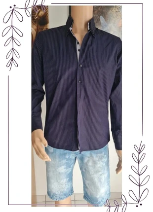 chemise chic rayé violet et noir coupe Ajusté - Armand Thiery- Taille M, marque: Armand Thiery, état: Très bon état, taille: M, 10,00 €, 11,20 € Protection acheteurs incluse