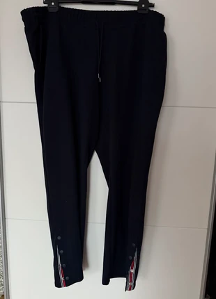 Dunkelblaue Hose, marque: Yessica, état: Neuf sans étiquette, taille: 7XL / 54 / 26, 19,00 €, 20,65 € Protection acheteurs incluse