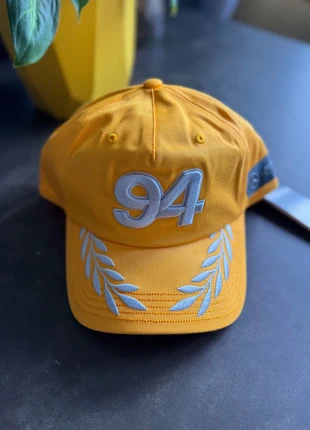 Casquette Bad Bunny X Mercedes - Amg Petronas Formula One Team, brand: adidas, condition: New with tags, size: M, €120.00, €126.70 includes Buyer Protection