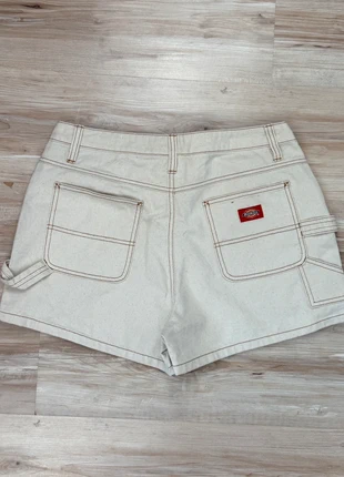 Short dickies || Parfait état || M || coton ||, merk: Dickies, staat: Heel goed, maat: M / 38 / 10, € 15,00, € 16,45 inclusief Kopersbescherming