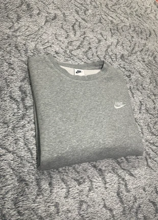 Pull Nike Gris taille M, brand: Nike, condition: Very good, size: M, €35.00, €37.45 includes Buyer Protection