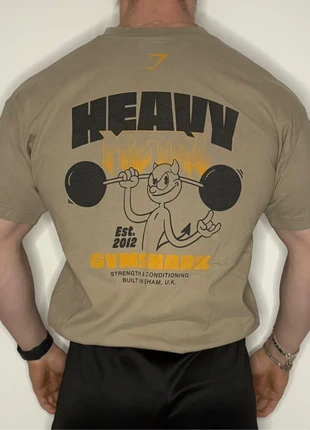 Gymshark Heavy Metal T-shirt oversize beige - Taille S, marque: Gymshark, état: Très bon état, taille: S, 25,00 €, 26,95 € Protection acheteurs (Pro) incluse