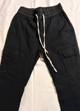 Pantaloni Jogger donna Small modello cargo, marque: New Collection, état: Très bon état, taille: S / 36 / 8, 2,00 €, 2,80 € Protection acheteurs incluse