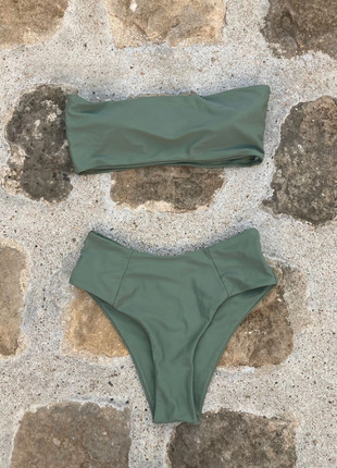 Maillot de bain kaki, marke: Shein, zustand: Sehr gut, größe: S / 36 / 8, 2,99 €, 3,84 € inklusive Vinted-Käuferschutz