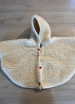 Poncho cape enfant hiver 2-4 ans DT collection 100% laine, marque: DT collection, état: Très bon état, taille: 24-36 mois / 92 cm, 35,00 €, 37,45 € Protection acheteurs incluse