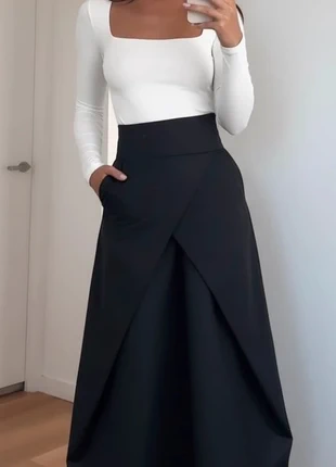 Jupe longue noire à plis croisés, taille haute structurée et élégante taille S et M, brand: Vintage Love, condition: Very good, size: M / 38 / 10, €46.90, €49.95 includes Buyer Protection Pro