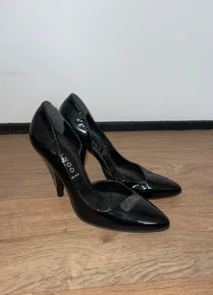 Zwarte Tango hakken maat 40, marca: Tango, estado: Bom, tamanho: 40, €3.00, €3.85 inclui Proteção do Comprador