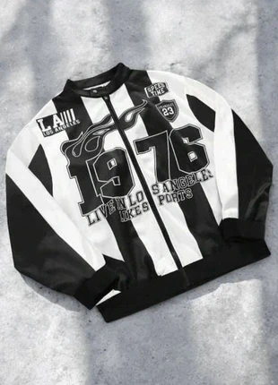 Veste American Style Vintage Old School USA 90s, brand: Vintage Dressing, condizioni: Ottime, taglia: L, €64.99, €68.94 include la Protezione acquisti Pro